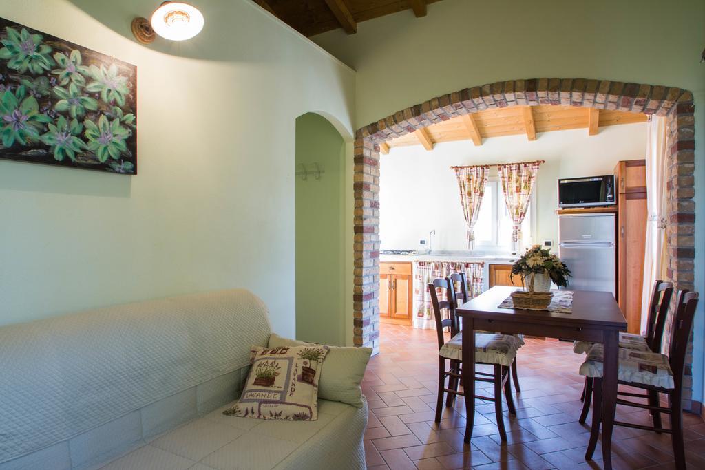 Agriturismo Ada Musso Ss Diano Borello Cameră foto